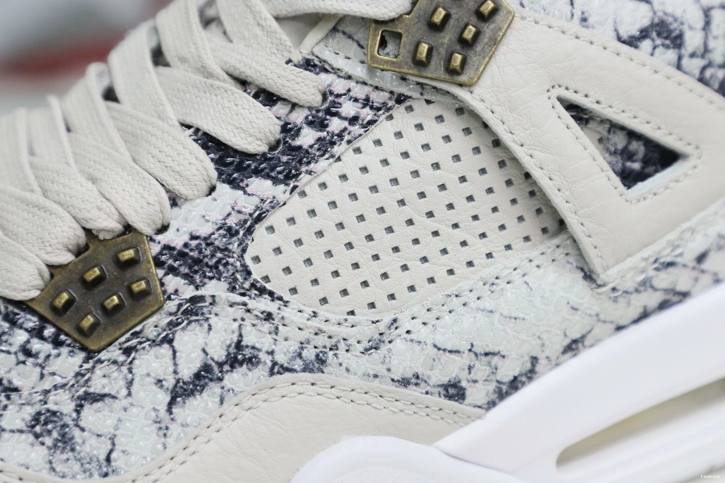 Jordan retro 4 Air snakeskin Jordan 0808